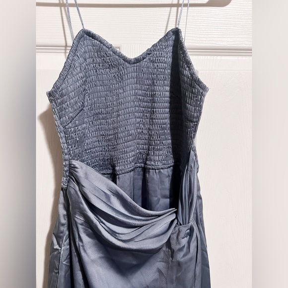 Dress - Picture 3 of 6